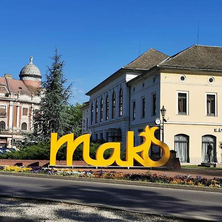 Valentin Apartman Mako Bagian luar foto