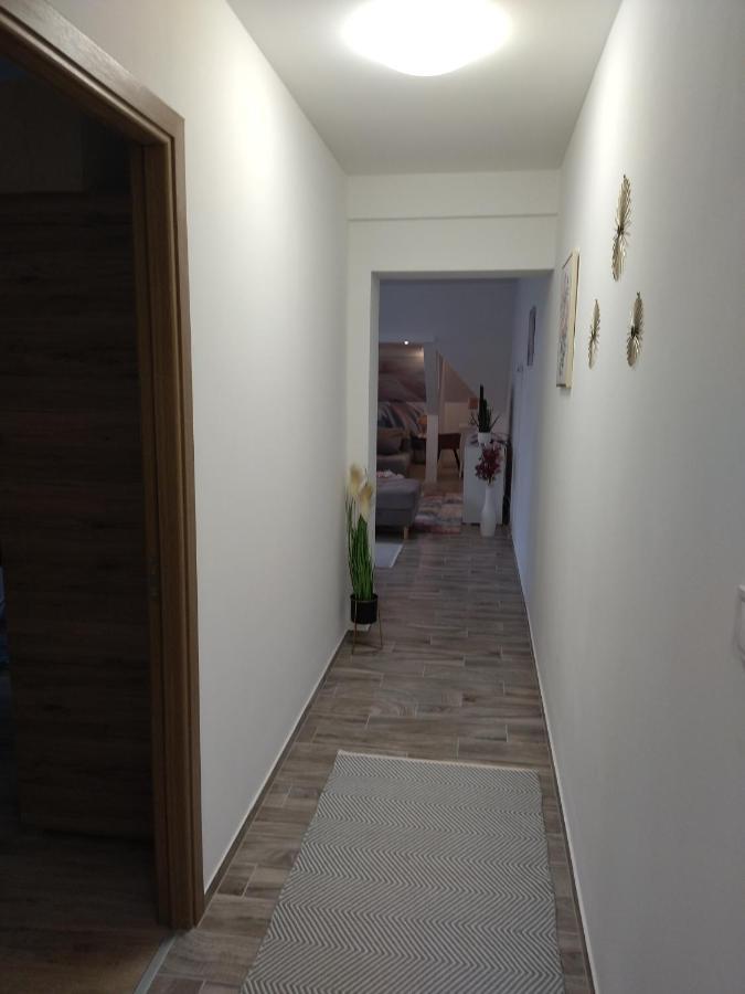 Valentin Apartman Mako Bagian luar foto