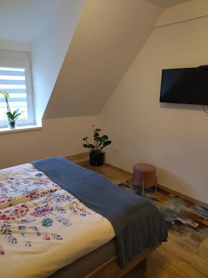 Valentin Apartman Mako Bagian luar foto