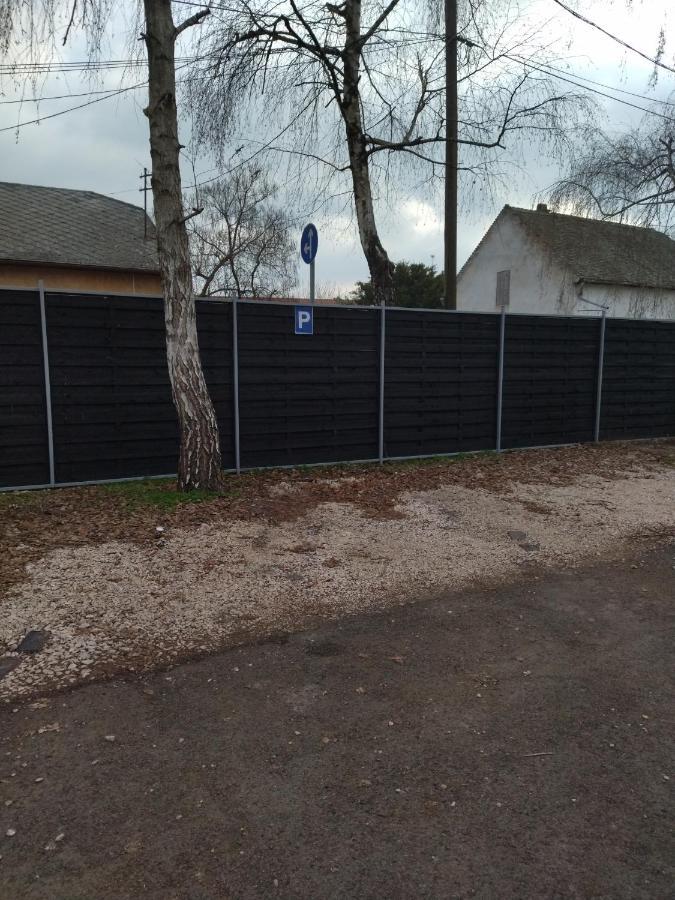 Valentin Apartman Mako Bagian luar foto